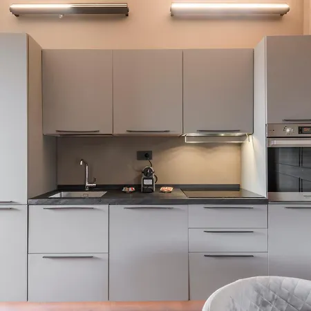 Palermo, 18 - Two-room With Terrace *
