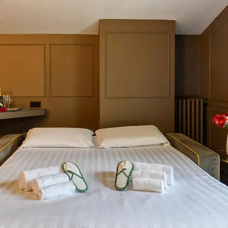 Palermo, 18 - Two-room With Terrace Appartement *