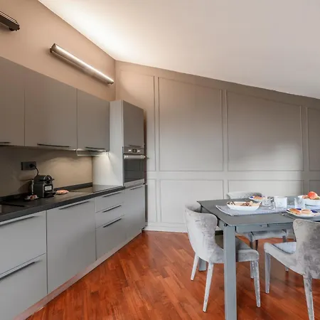 Palermo, 18 - Two-room With Terrace Appartement