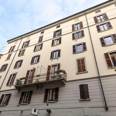 Palermo, 18 - Two-room With Terrace Appartement *