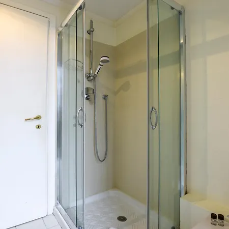 Palermo, 18 - Two-room With Terrace Appartement Milan